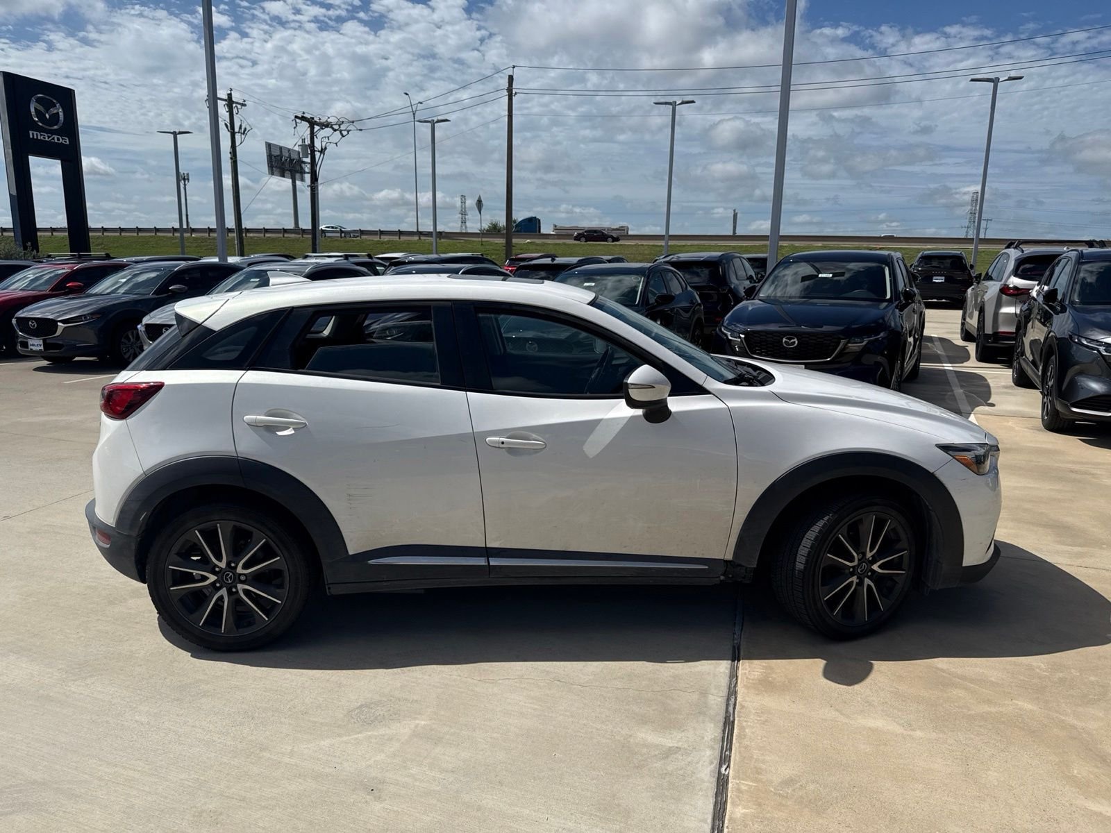 Used 2017 Crystal White Pearl Mica Mazda Grand Touring image 2