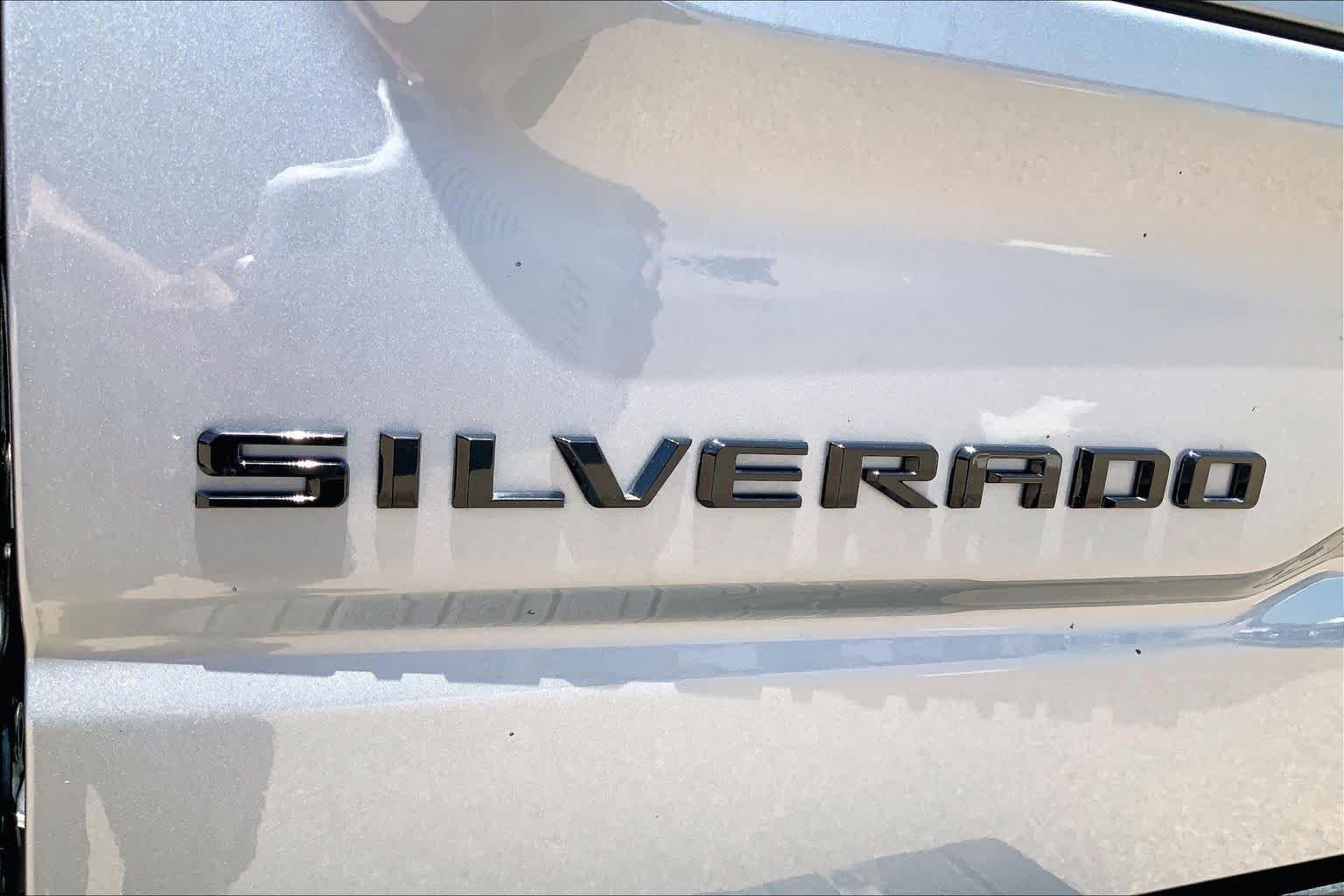 Used 2023 Sterling Gray Metallic Chevrolet LT Trail Boss image 33
