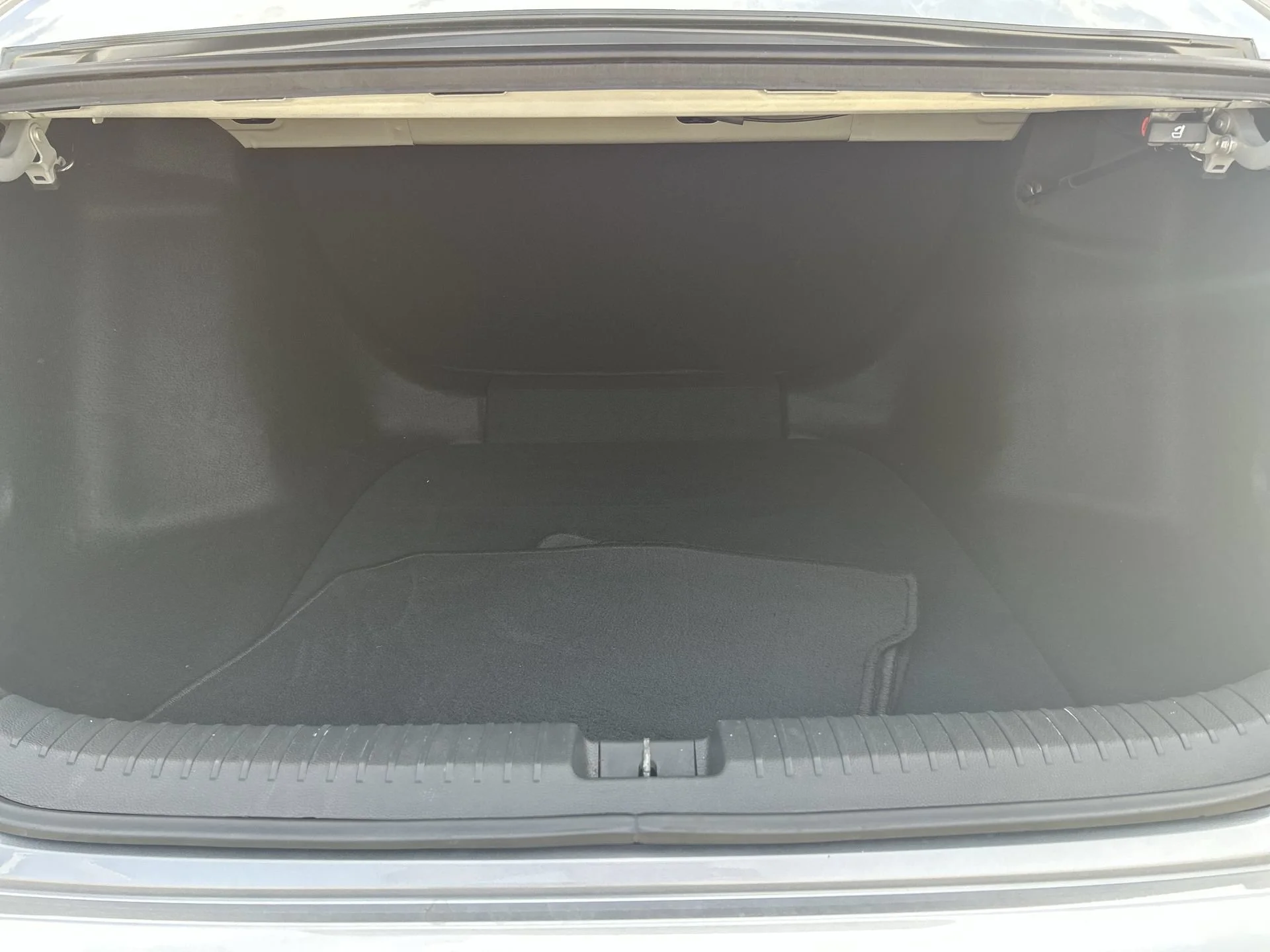 2024 Honda Accord LX - Photo 45