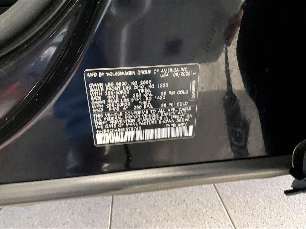 Certified Used 2025 Black Volkswagen 2.0T SEL image 35