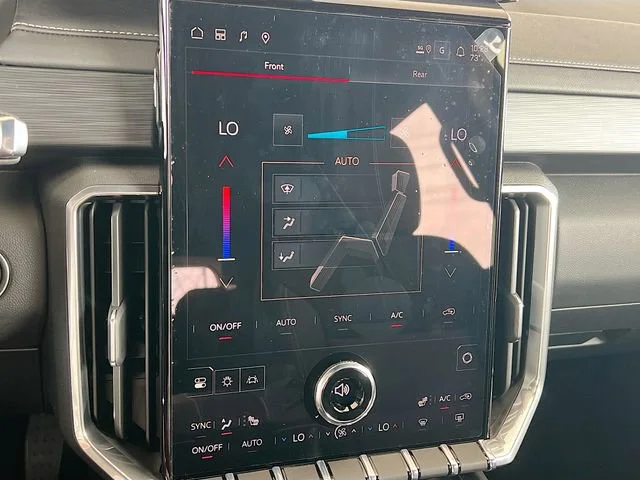 2026 GMC Acadia Elevation - Photo 11