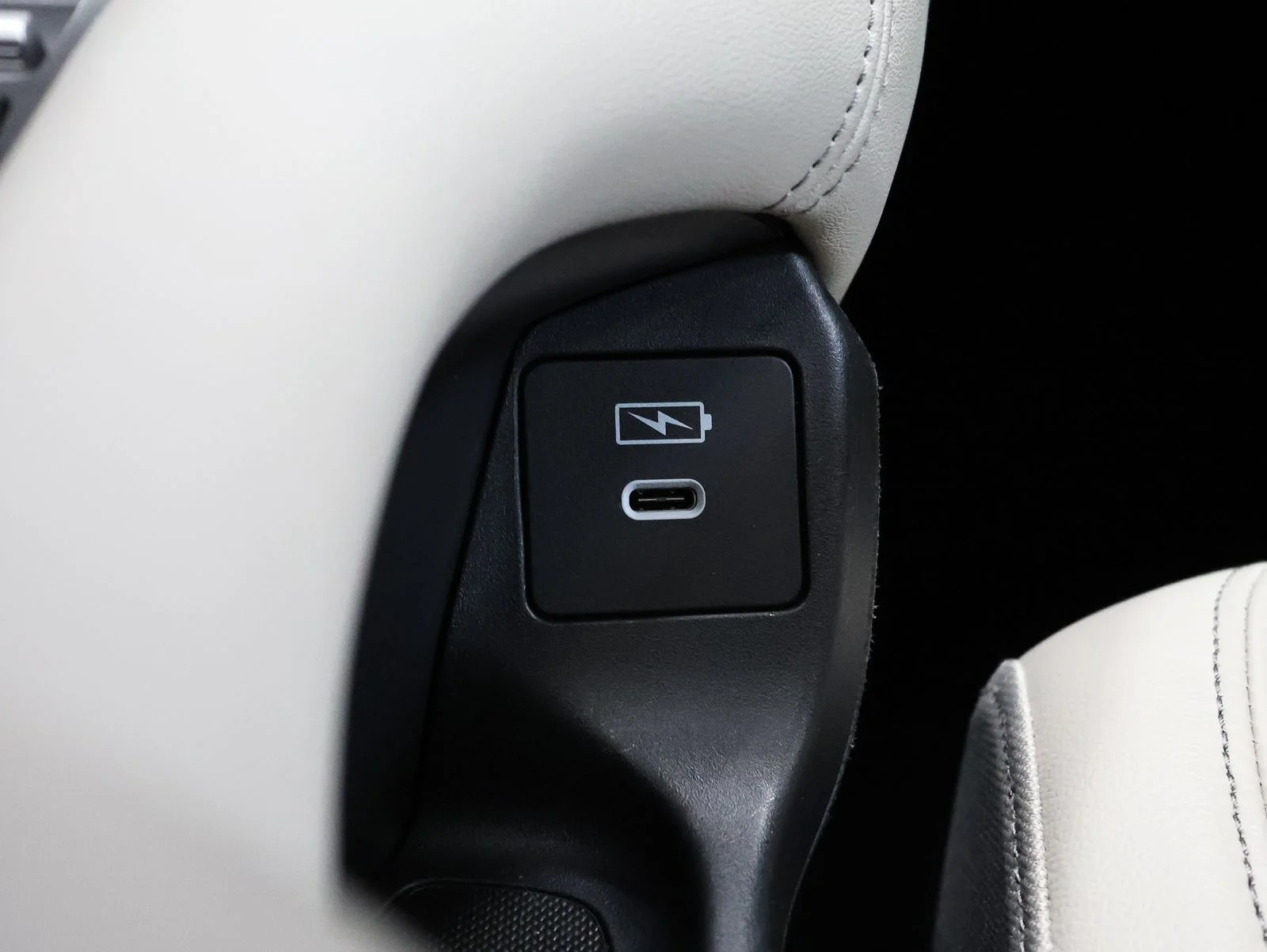 Certified Used 2024 Beige Honda EX-L image 28