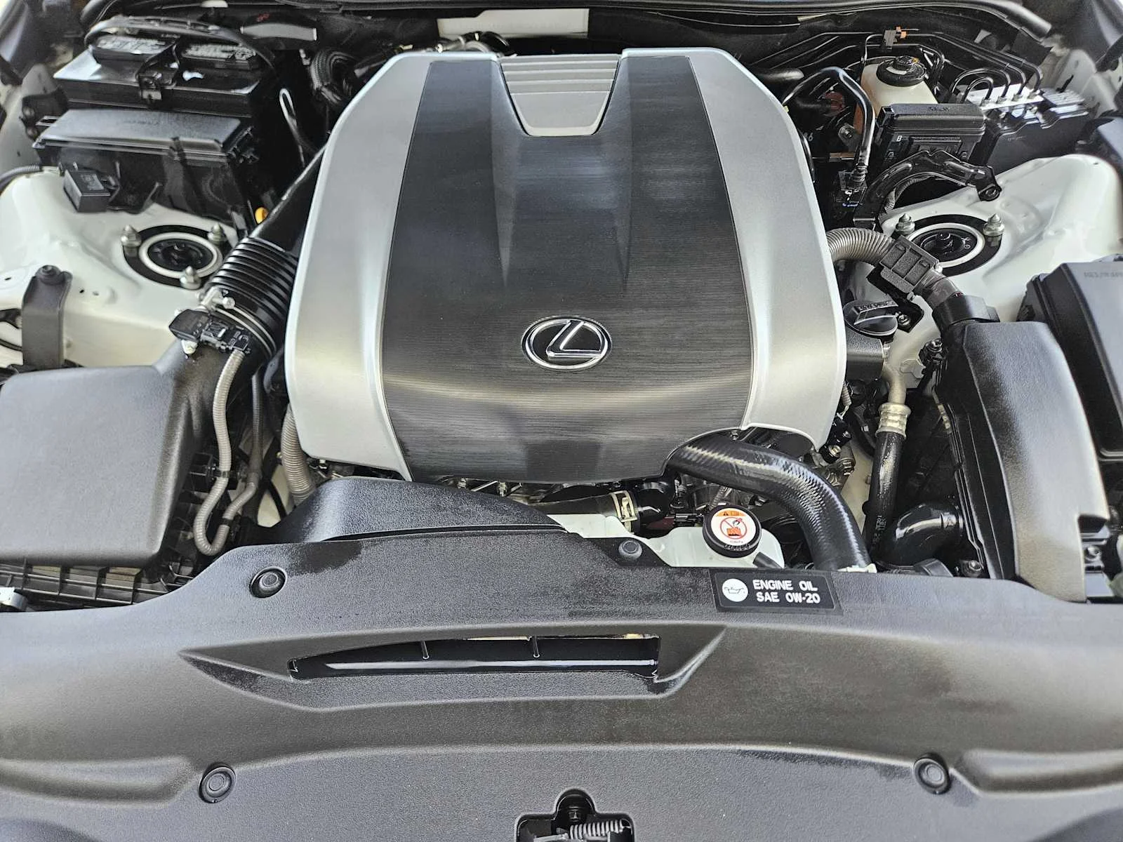 Used 2022 Ultra White Lexus F SPORT image 23