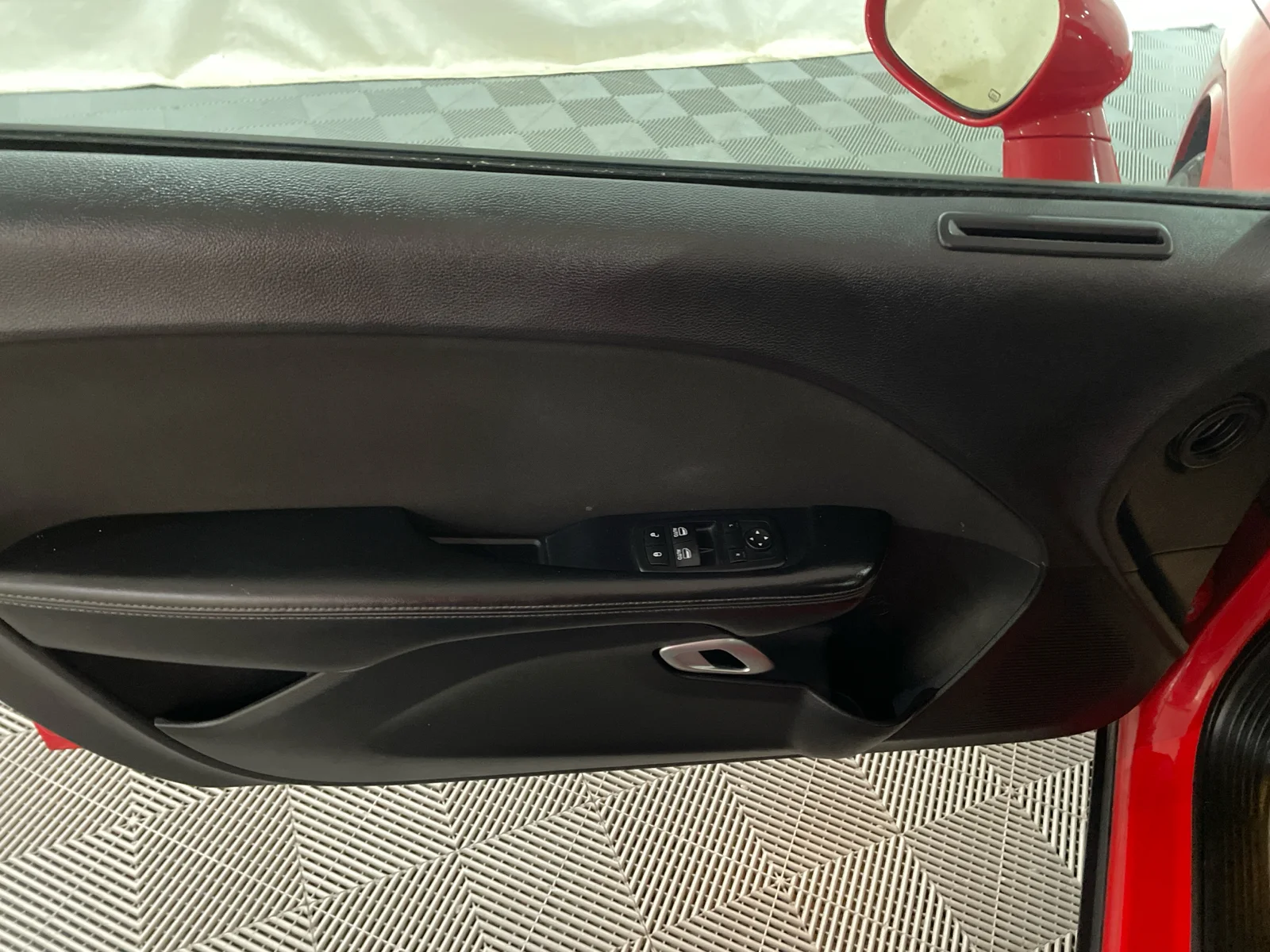 Used 2016 Torred Clearcoat Dodge R/T image 10