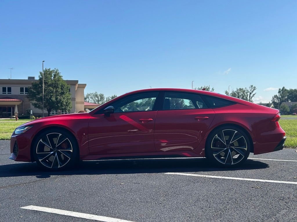 Used 2023 Red Audi 4.0T image 4