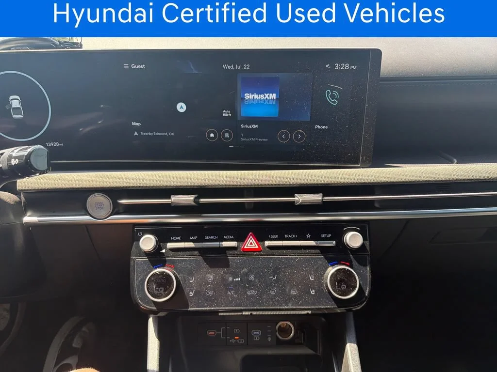 Certified Pre-Owned 2025 Hyundai Santa Cruz Limited