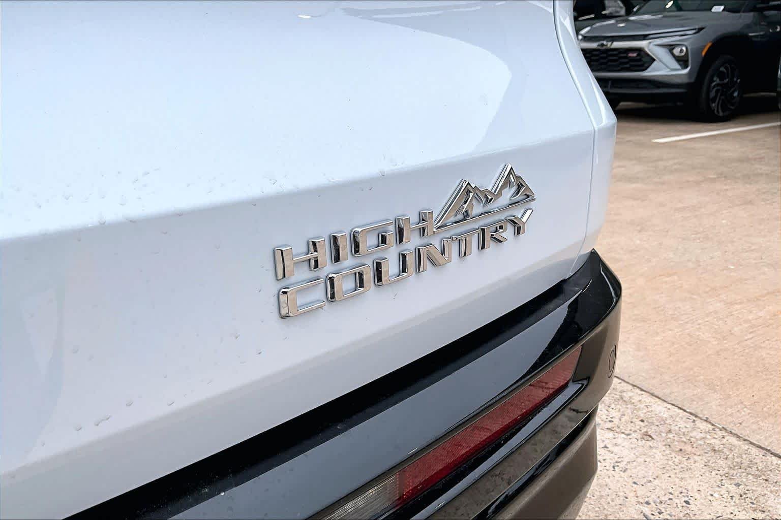 2026 Chevrolet Traverse High Country - Photo 16