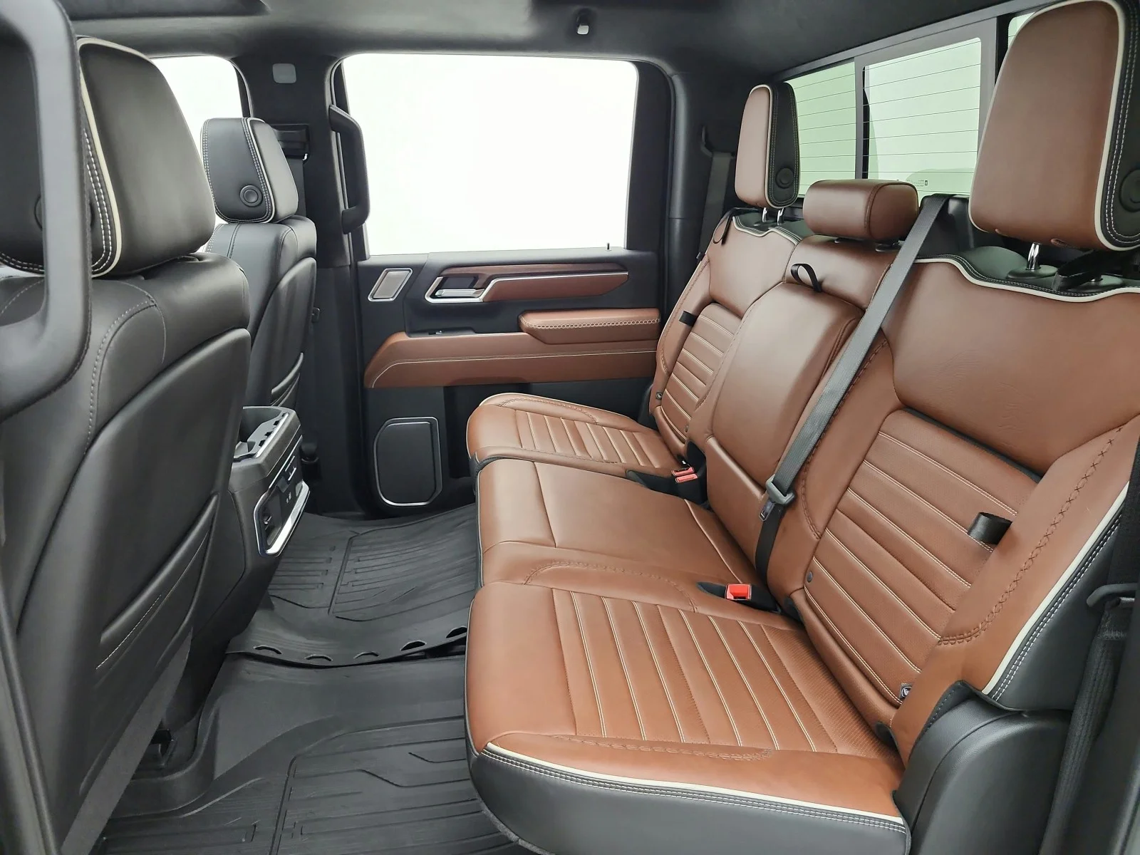 2025 GMC Sierra 2500HD Denali Ultimate - Photo 16