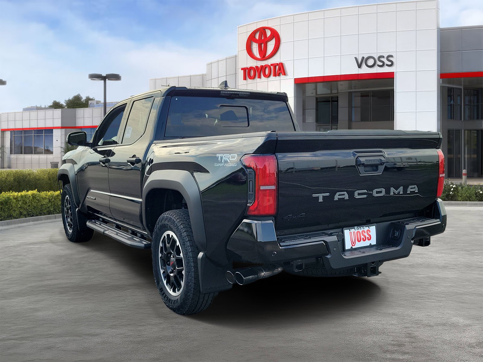 2026 Toyota Tacoma TRD Off-Road, photo 2 of 12