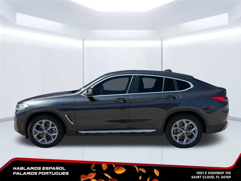 Used 2023  BMW xDrive30i image 3
