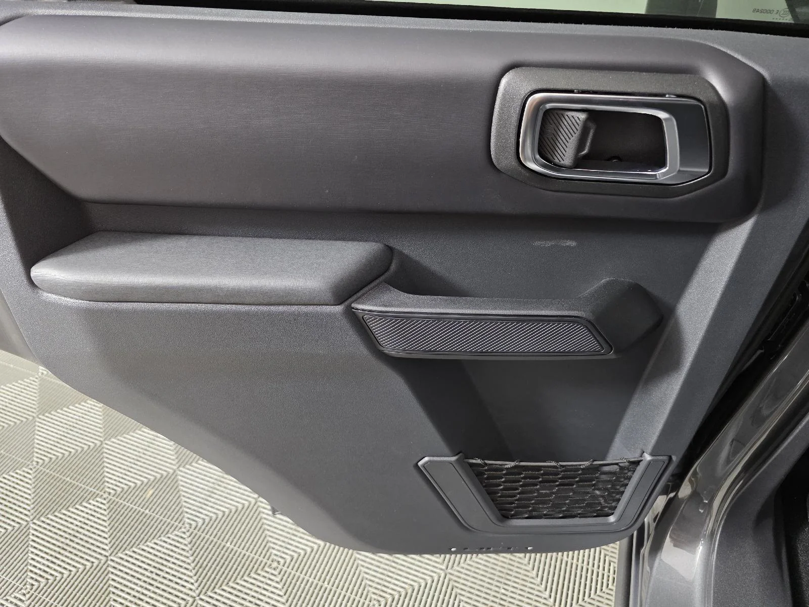 Used 2025 Carbonized Gray Metallic Ford Badlands image 16