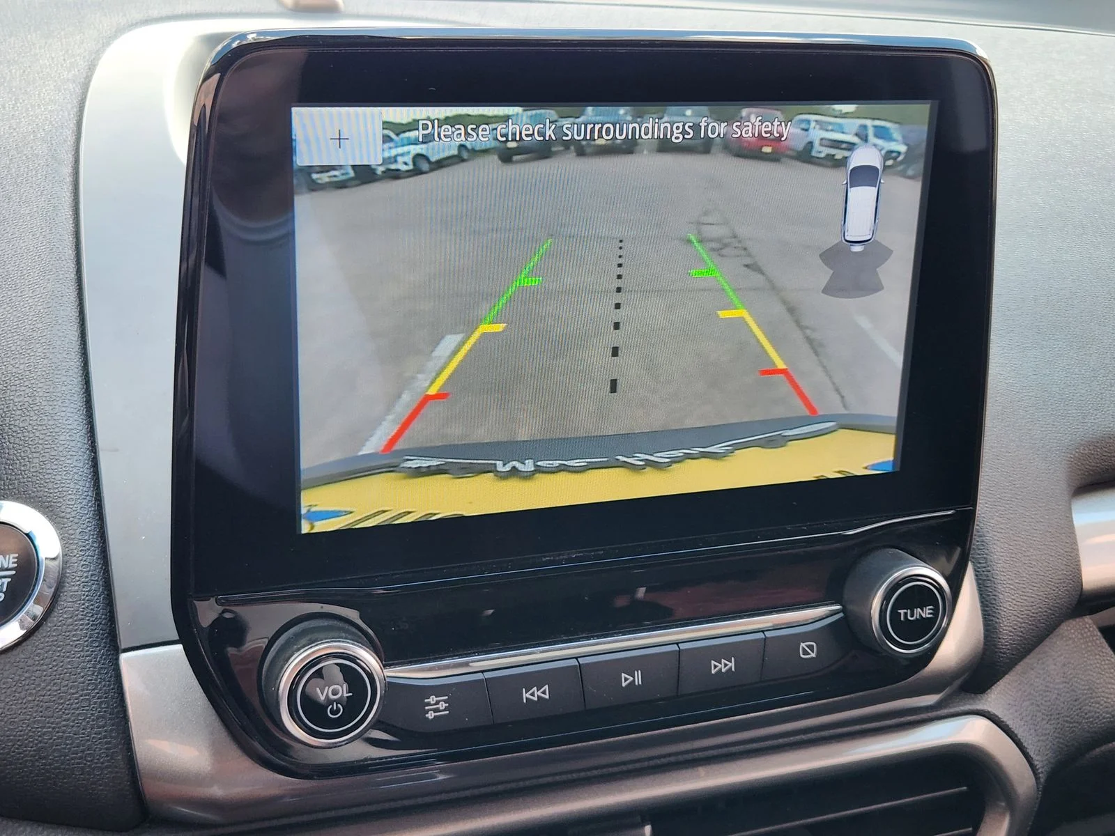 Used 2020 Black Ford SE image 17