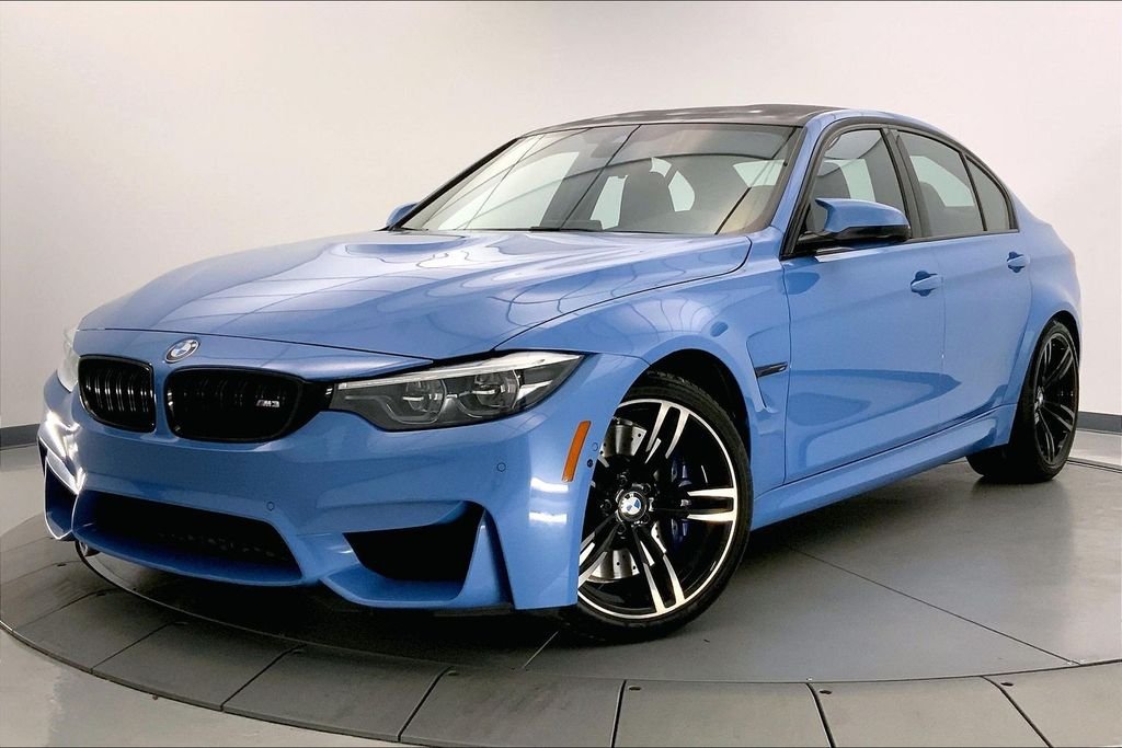Used 2018 Yas Marina Blue Metallic BMW  image 11
