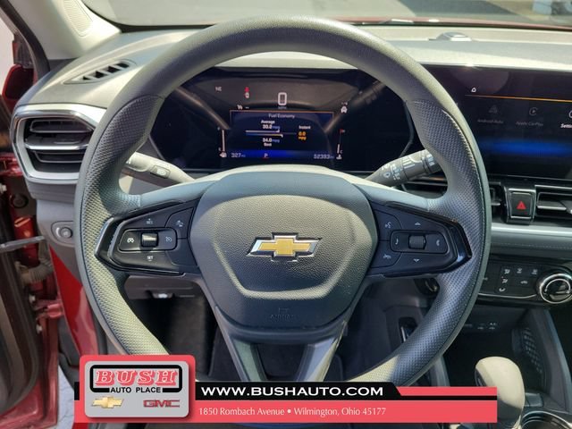 Used 2025 Crimson Metallic Chevrolet LT image 20