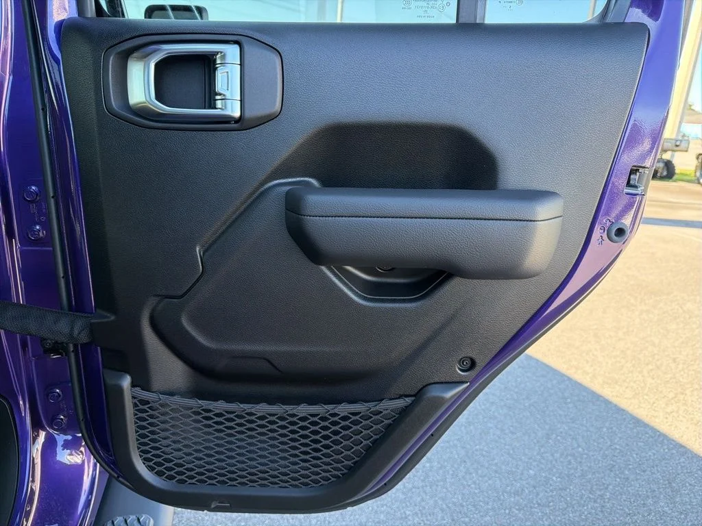 New 2026 Reign Exterior Paint Jeep Sport S image 16