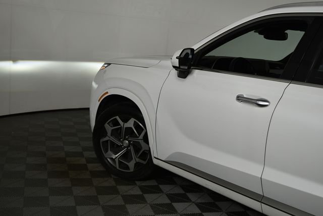 Used 2022 White Hyundai Calligraphy image 11