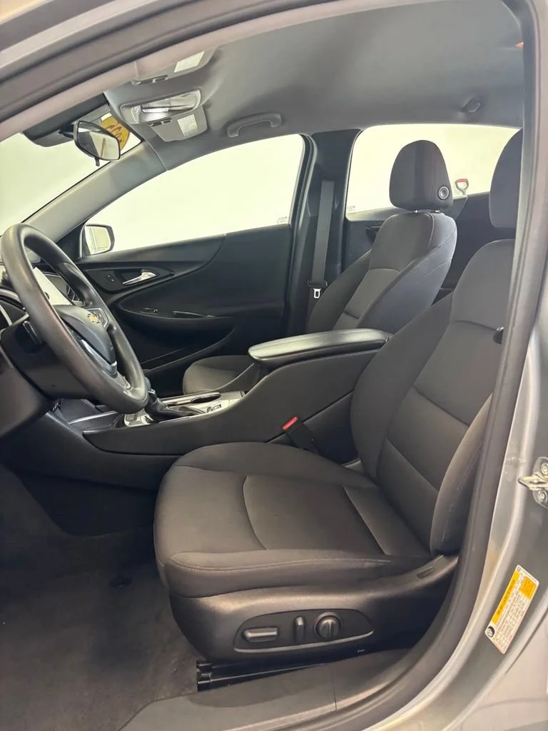 2025 Chevrolet Malibu 1LT - Photo 10