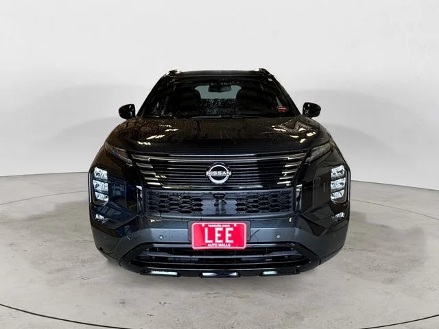 New 2026 Gray Nissan Platinum image 9
