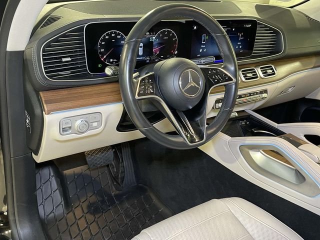 Used 2024 Black Mercedes-Benz GLS 450 image 16