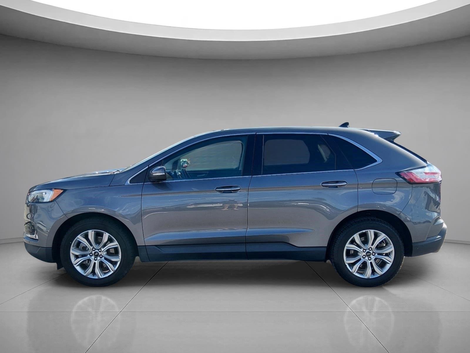 Used 2024 Carbonized Gray Ford Titanium image 2