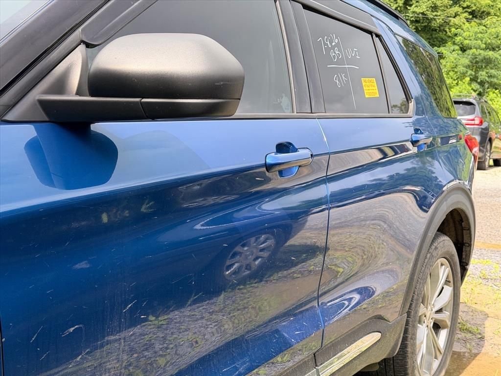 Used 2020 Blue Ford XLT image 26