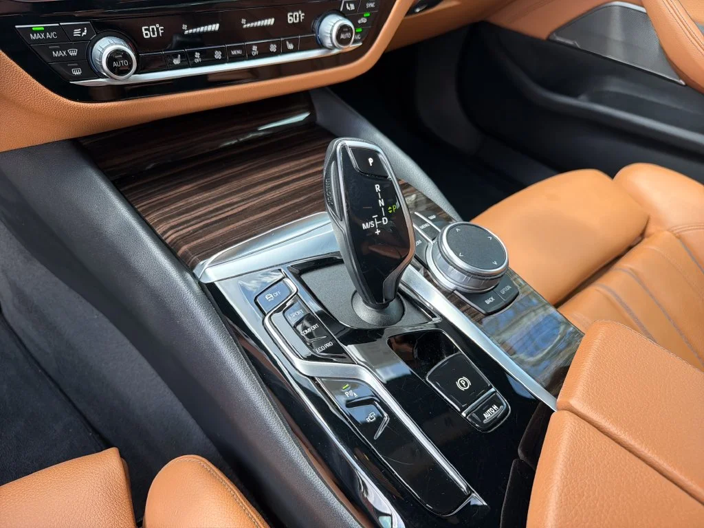 Used 2021 Gray BMW 530i image 26