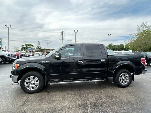 Used 2010  Ford XL image 6