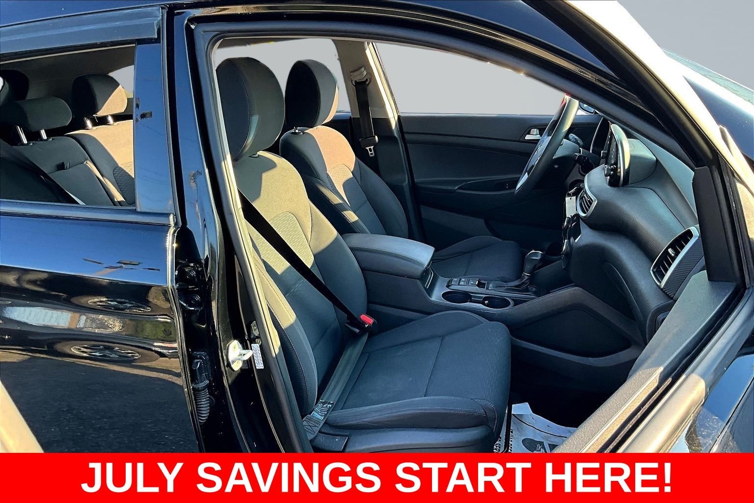 Used 2019 Black Hyundai SE image 29