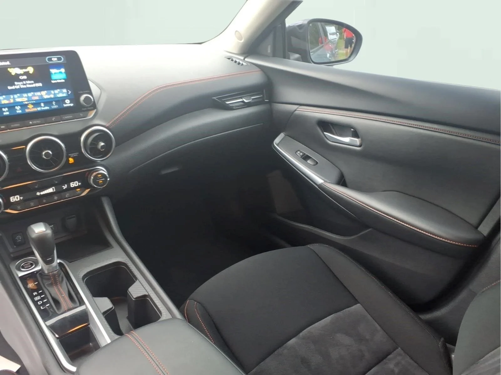 Used 2025 Gray Nissan SR image 13