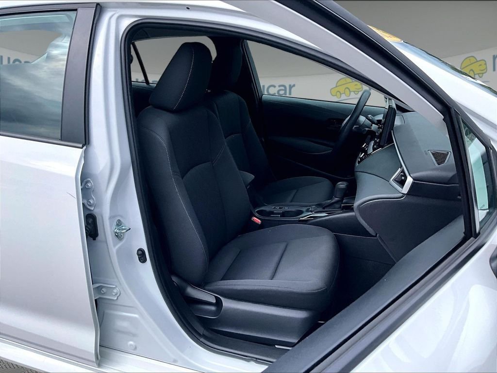 Used 2025 White Toyota LE image 11