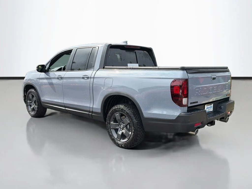 New 2026 Sonic Gray Pearl Honda TrailSport image 8
