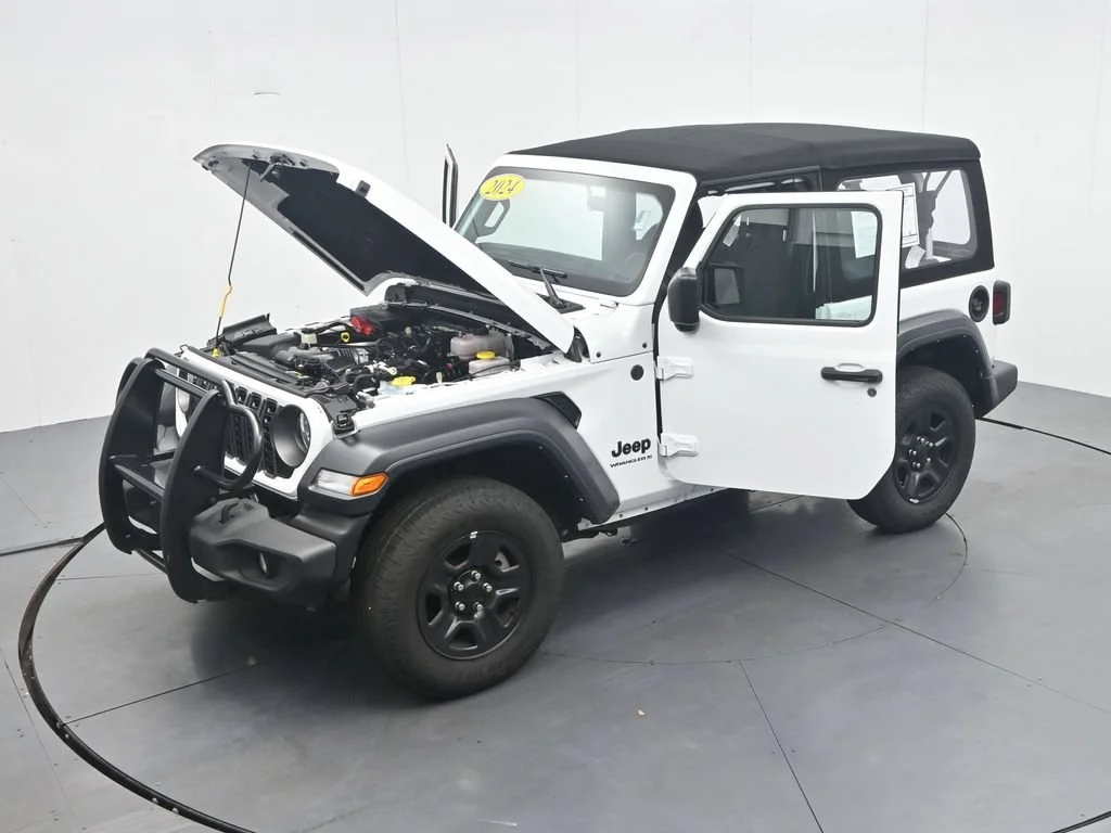 Used 2024 White Jeep Sport image 44