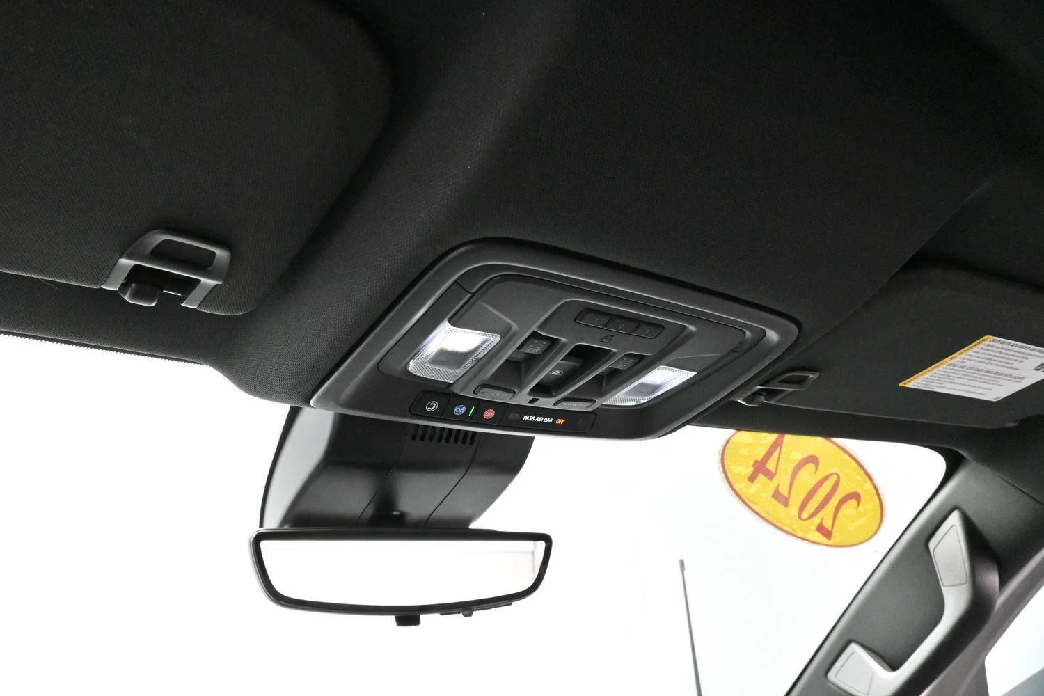 Used 2024 Summit White GMC AT4 image 27