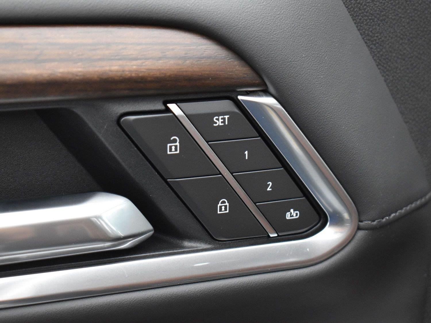Used 2025 Sterling Metallic GMC Denali Ultimate image 10