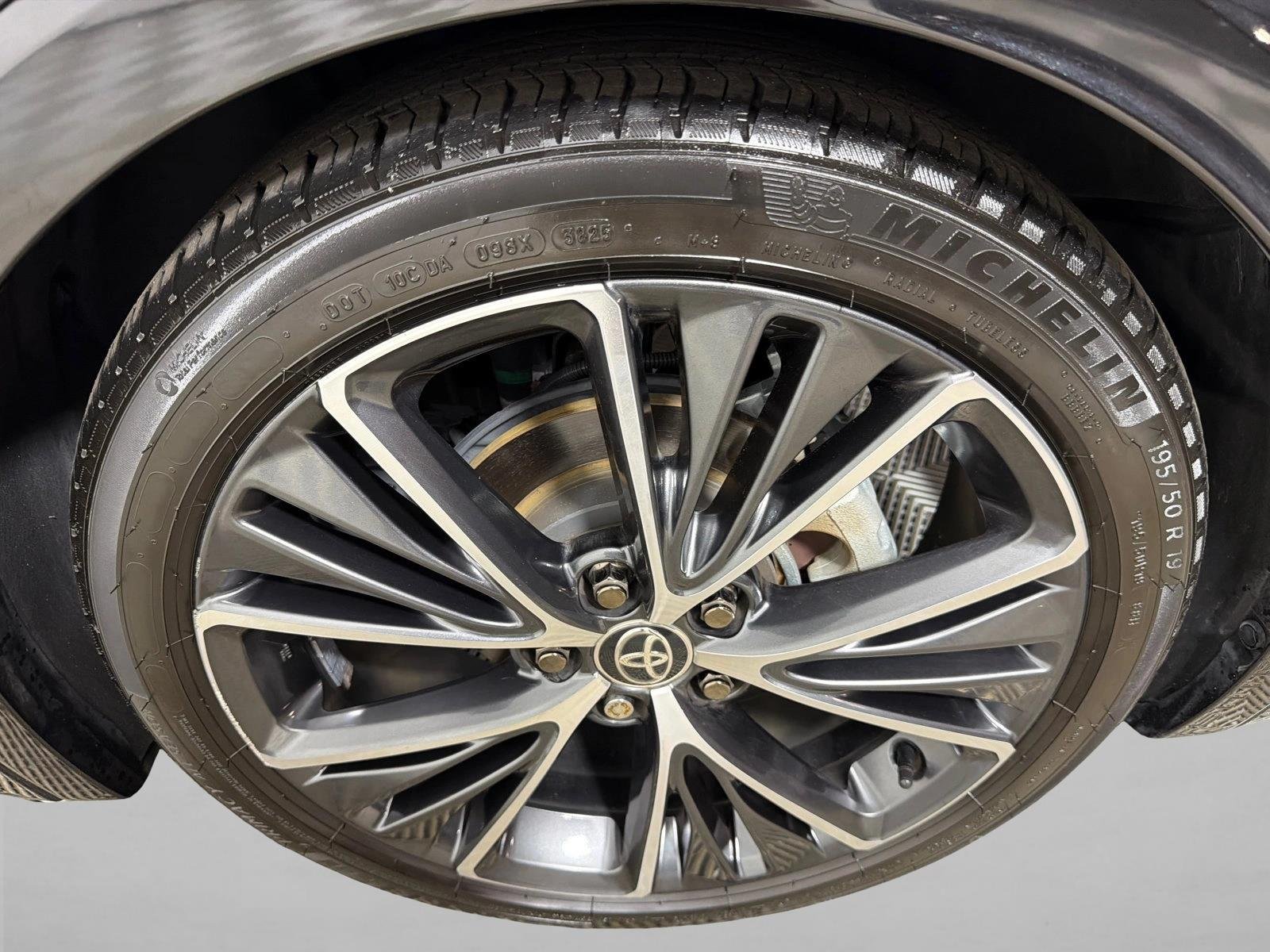 Used 2023 Midnight Black Metallic Toyota XLE image 19