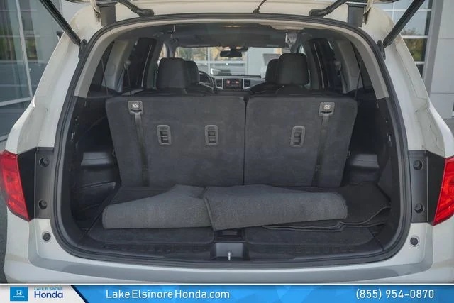 Used 2017 White Diamond Pearl Honda EX-L image 27