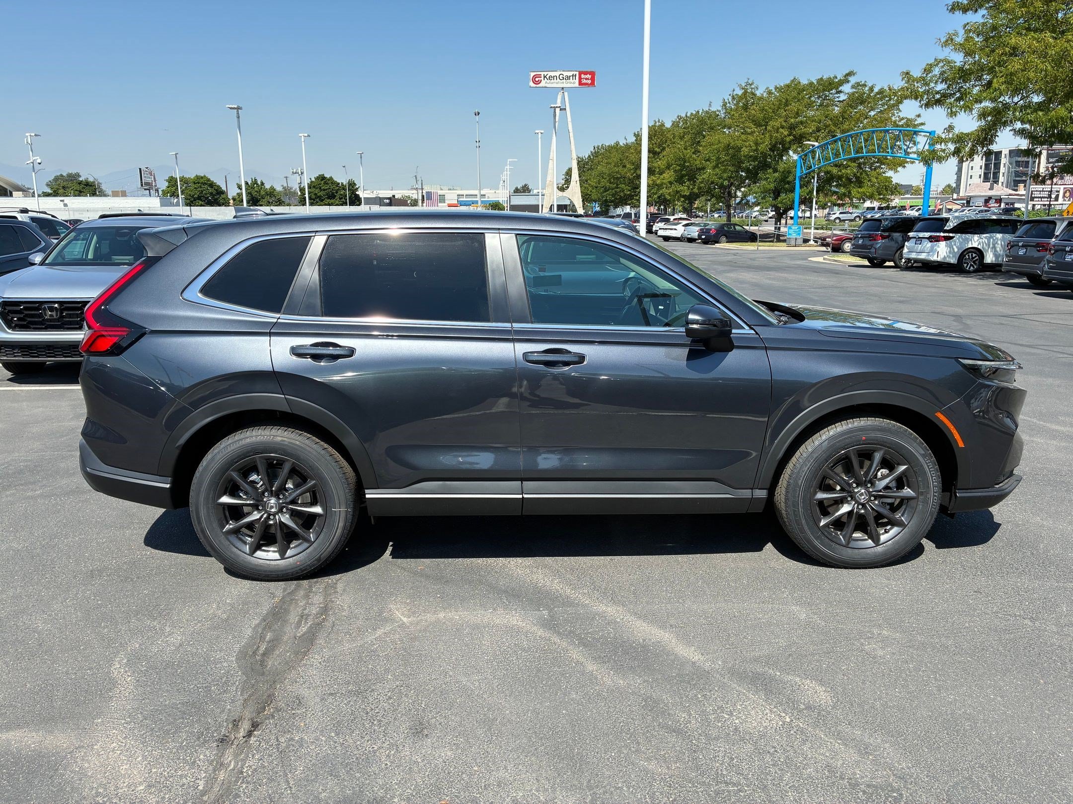 New 2026 Meteorite Gray Metallic Honda EX-L image 2