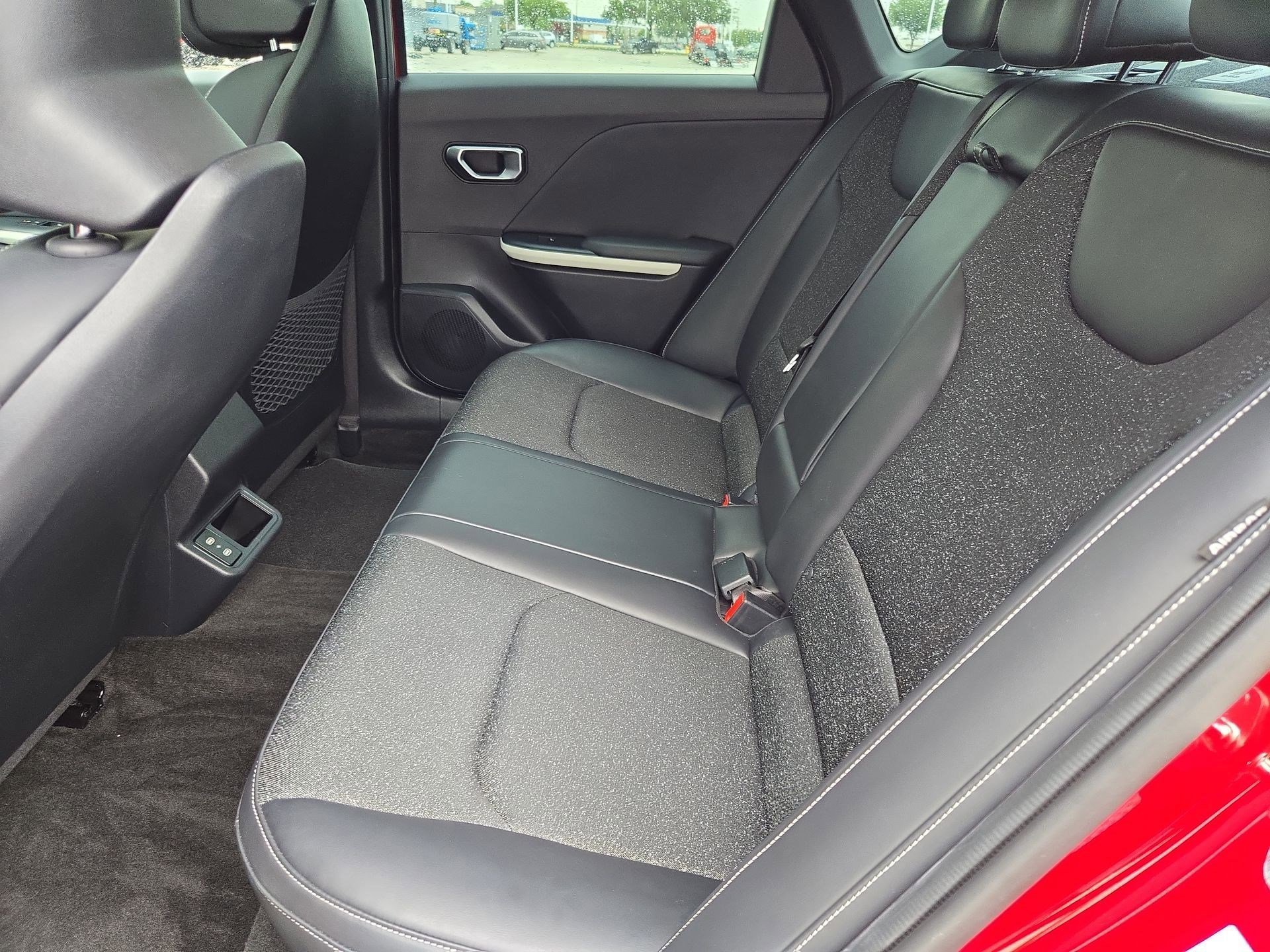 Used 2025 Currant Red Kia GT-Line image 28