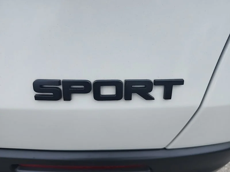Used 2024  Honda Sport image 9