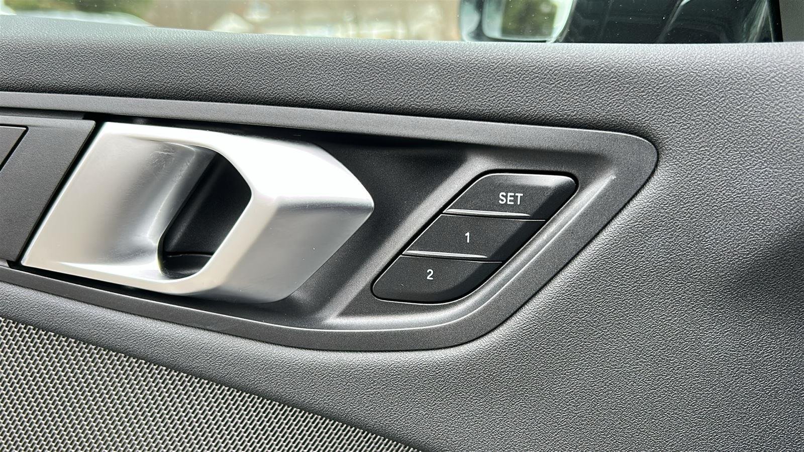 2025 BMW 2 Series M235 - Photo 19