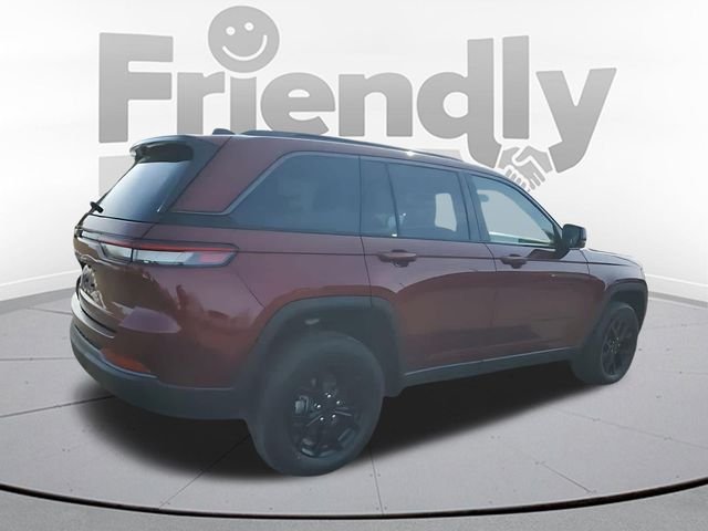 New 2026 Velvet Red Pearl-Coat Exterior Paint Jeep Altitude image 5