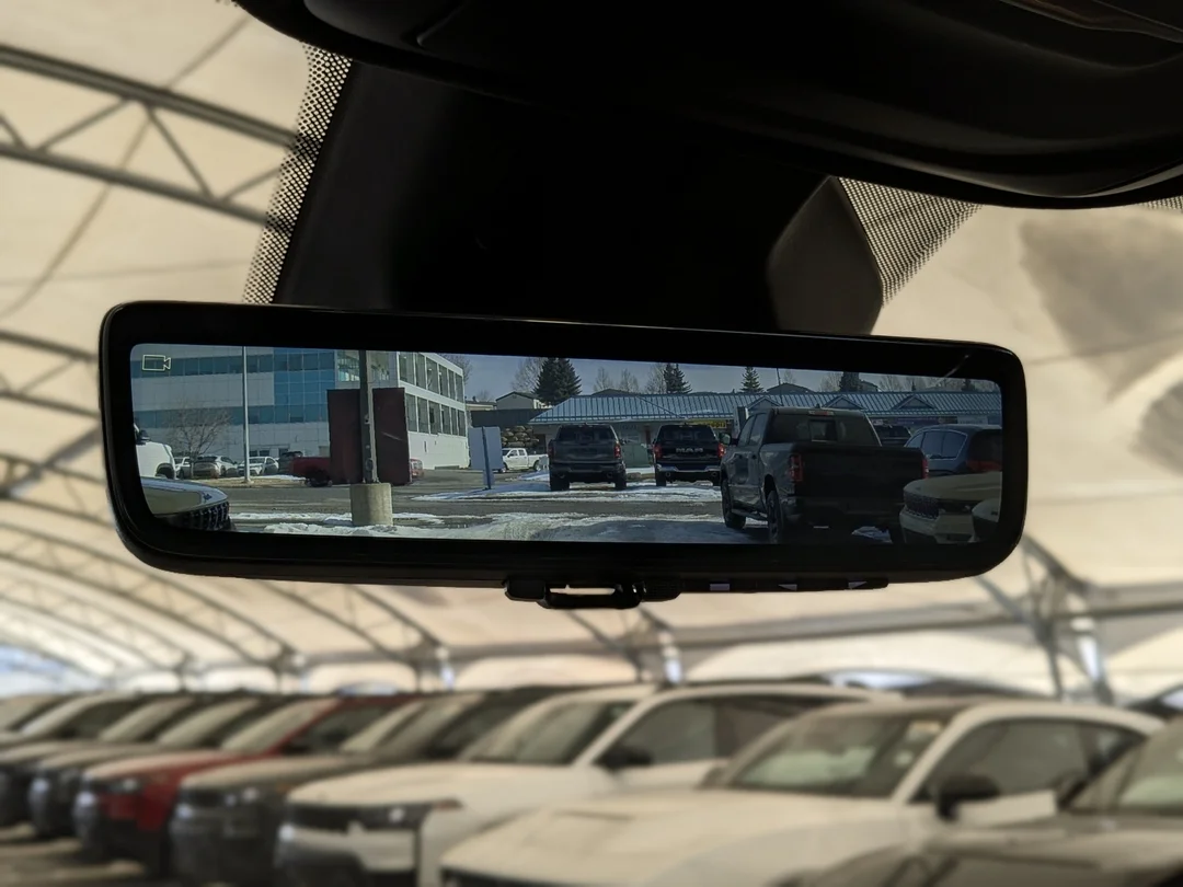 New 2026 White Jeep Summit - - 4x4 - Pano Sunroof - Palermo Lthr - Head-Up Display - Night Vision & More! image 31
