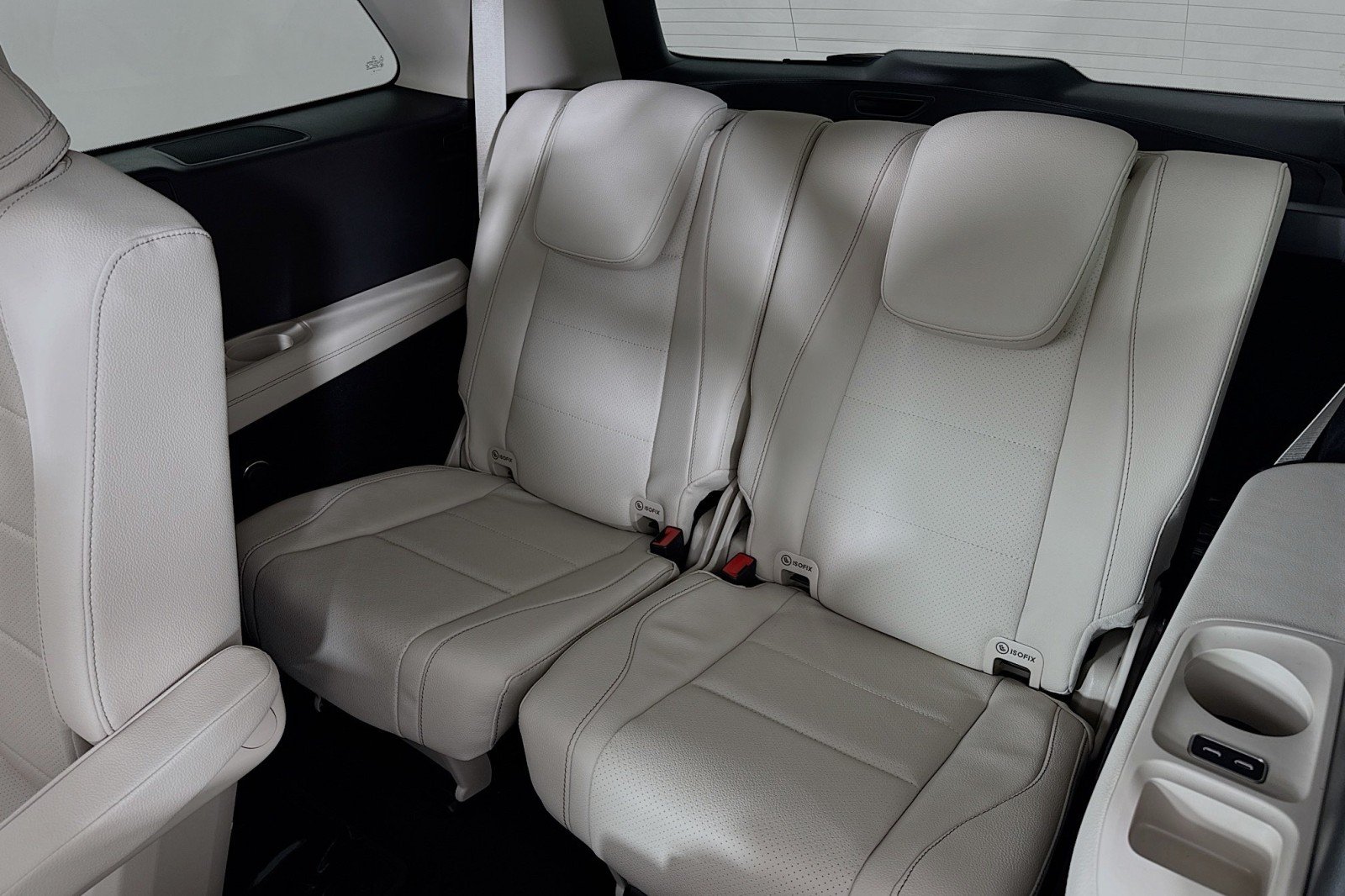 New 2026 Polar White Mercedes-Benz GLS 450 4MATIC® SUV image 8