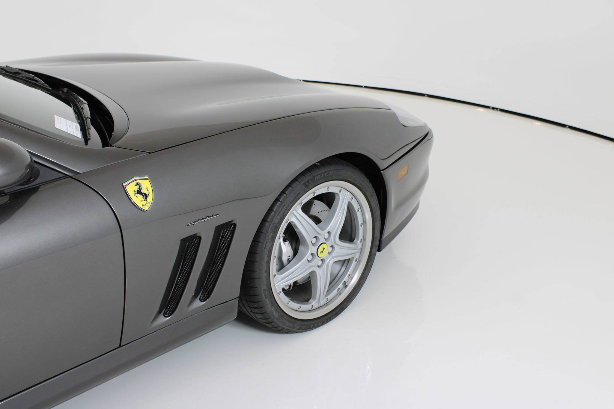 Used 2003 Gray Ferrari  image 9