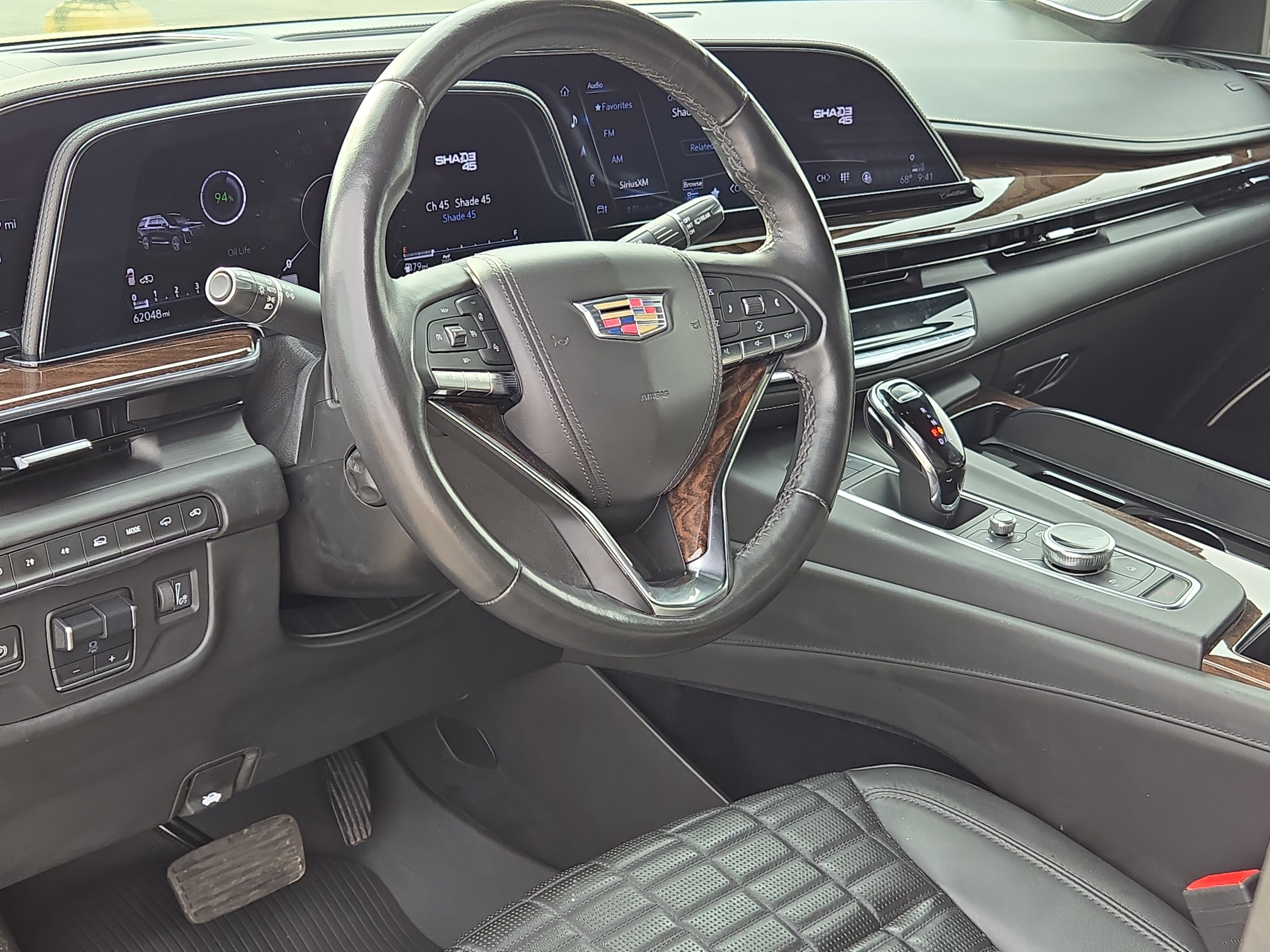 Used 2022 Crystal White Tricoat Cadillac Sport Platinum image 18
