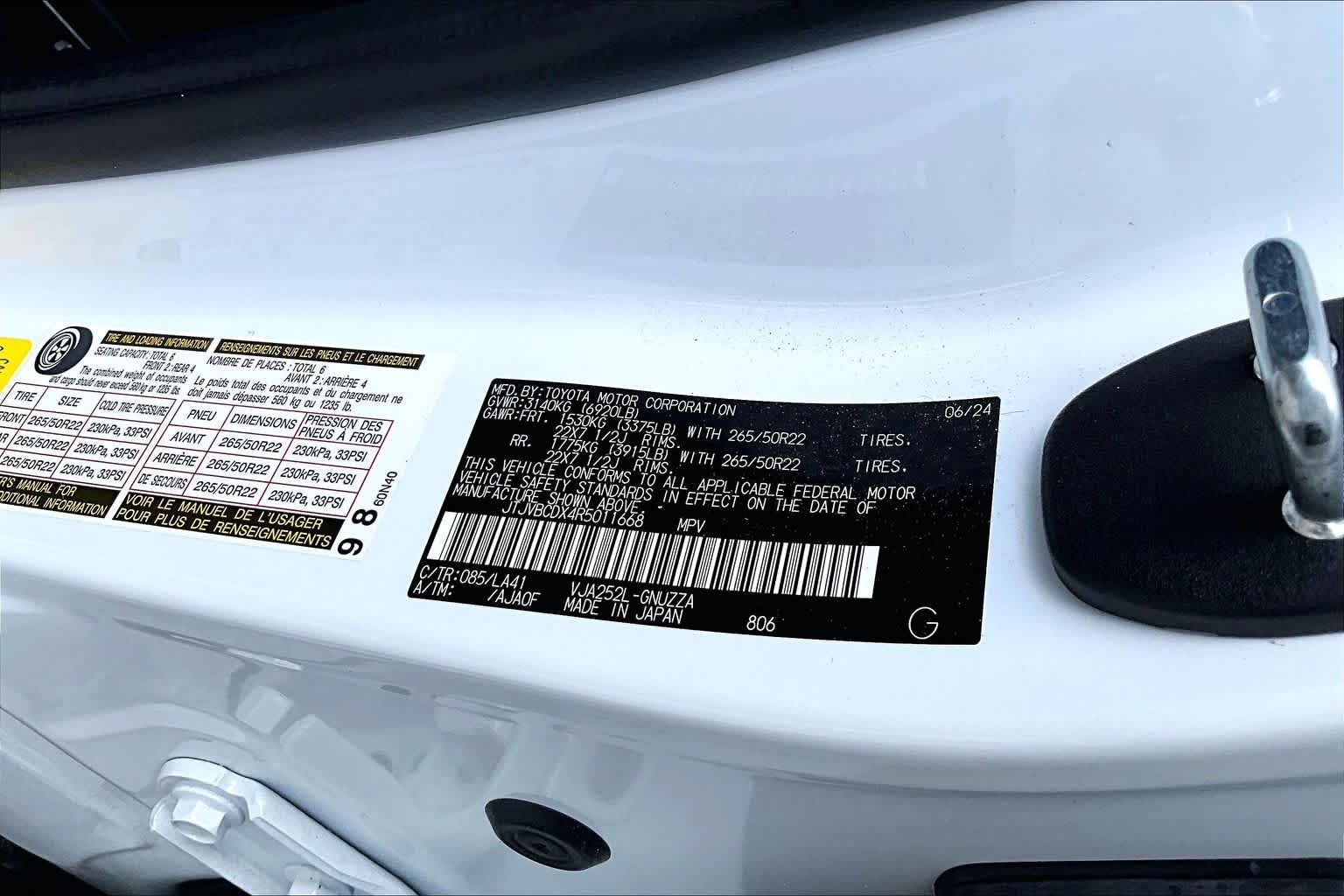 Used 2024 Eminent White Pearl Lexus Luxury+ image 34