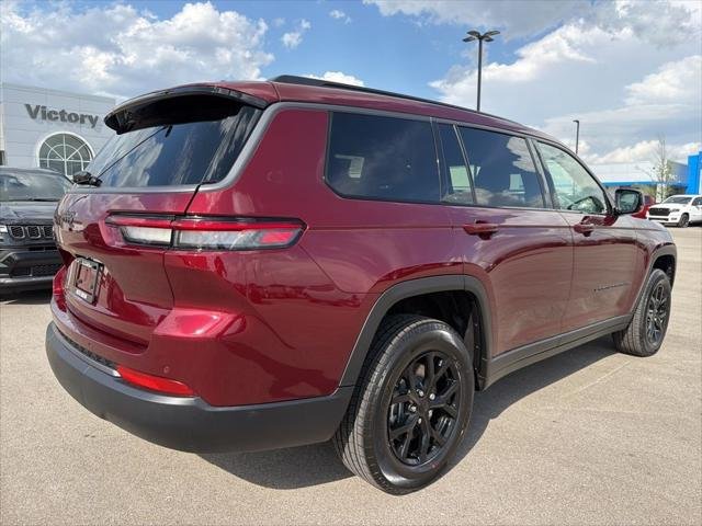New 2026 Velvet Red Pearl-Coat Exterior Paint Jeep Laredo image 6