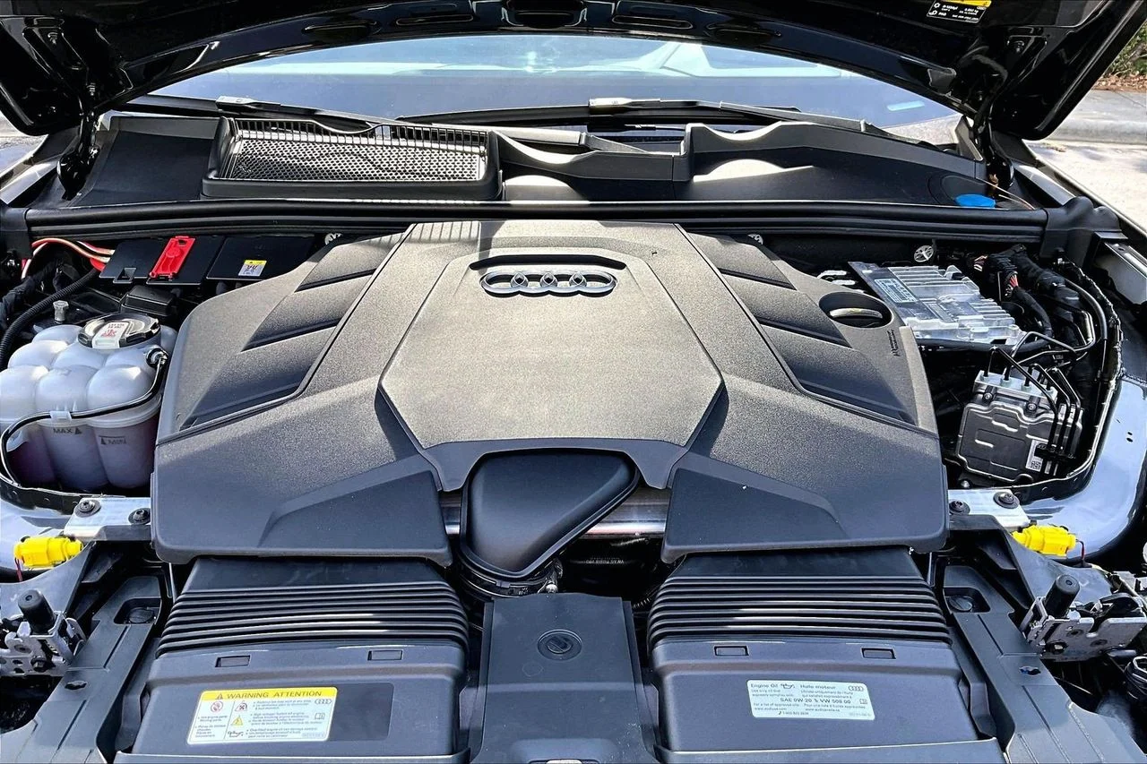 Certified Used 2024  Audi 55 Prestige image 37