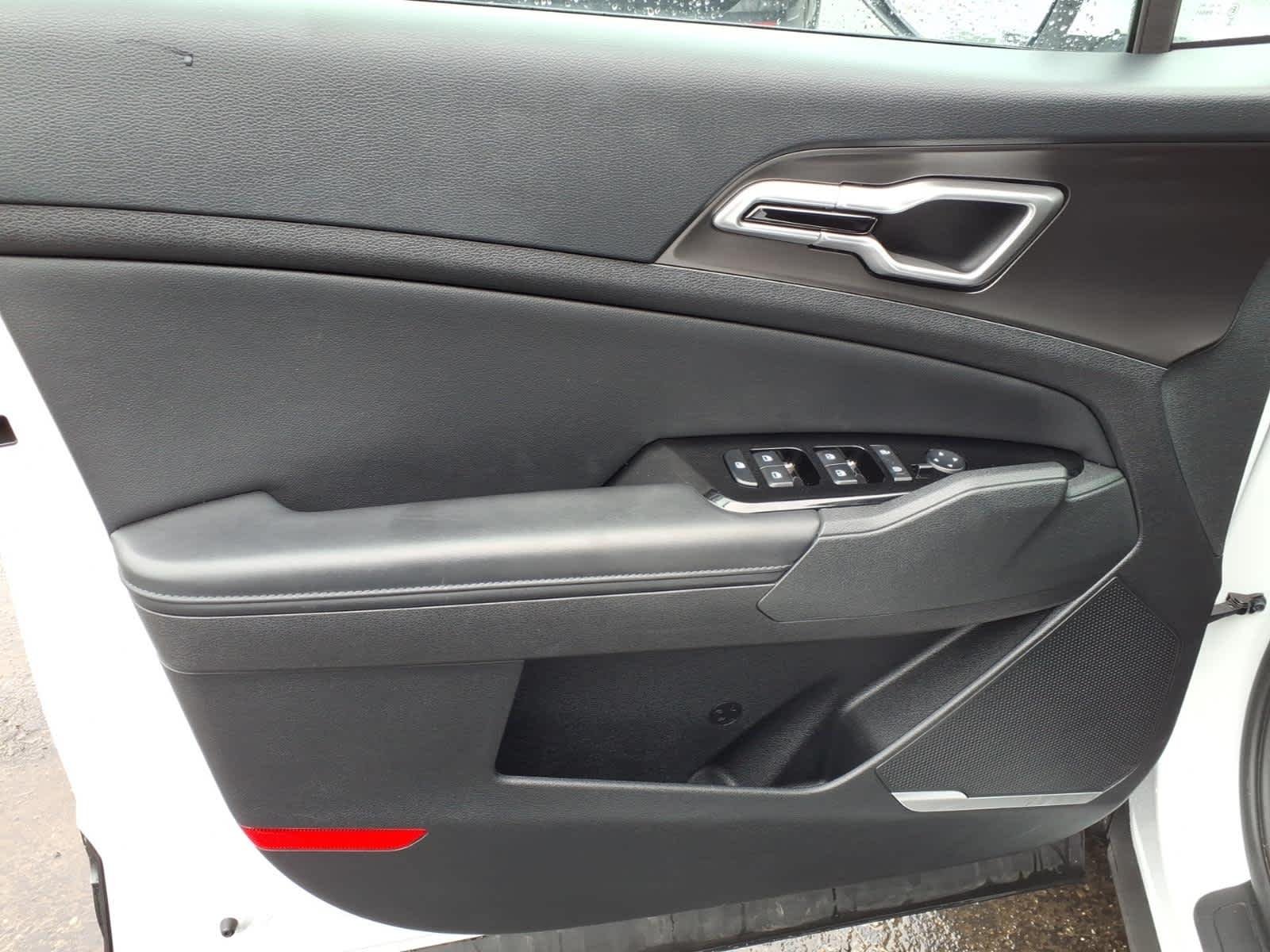 2023 Kia Sportage EX - Photo 9