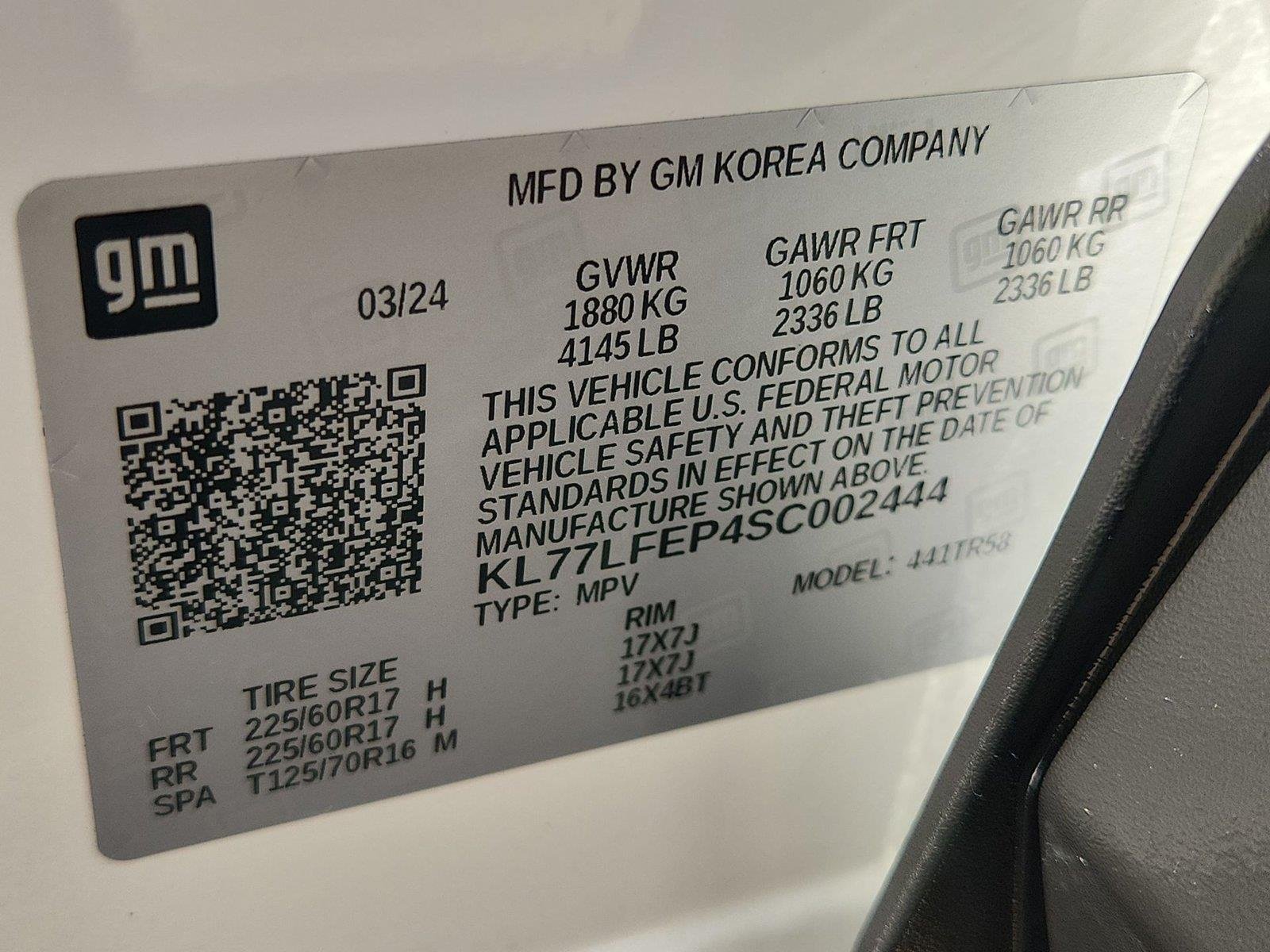 Used 2025 Summit White Chevrolet LS image 30